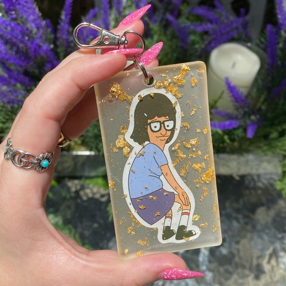 Bob's Burgers Tina Belcher Twerking Dancing & Gold Flakes Keychain Bag Charm - Picture 9 of 16
